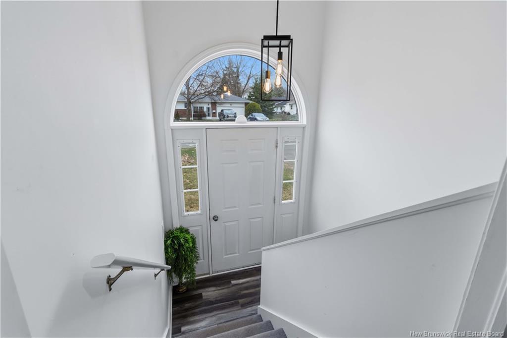 154 Sunset Dr, Fredericton, NB