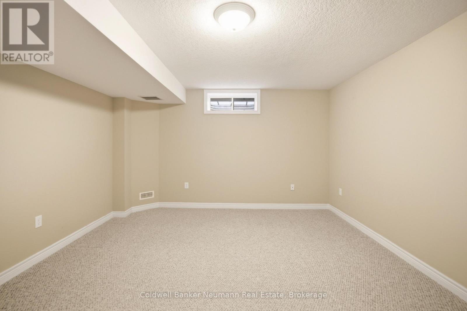 Bedroom - Basement - 21 - 50 Bryan Court, Kitchener, ON - Indoor Photo Showing Other Room