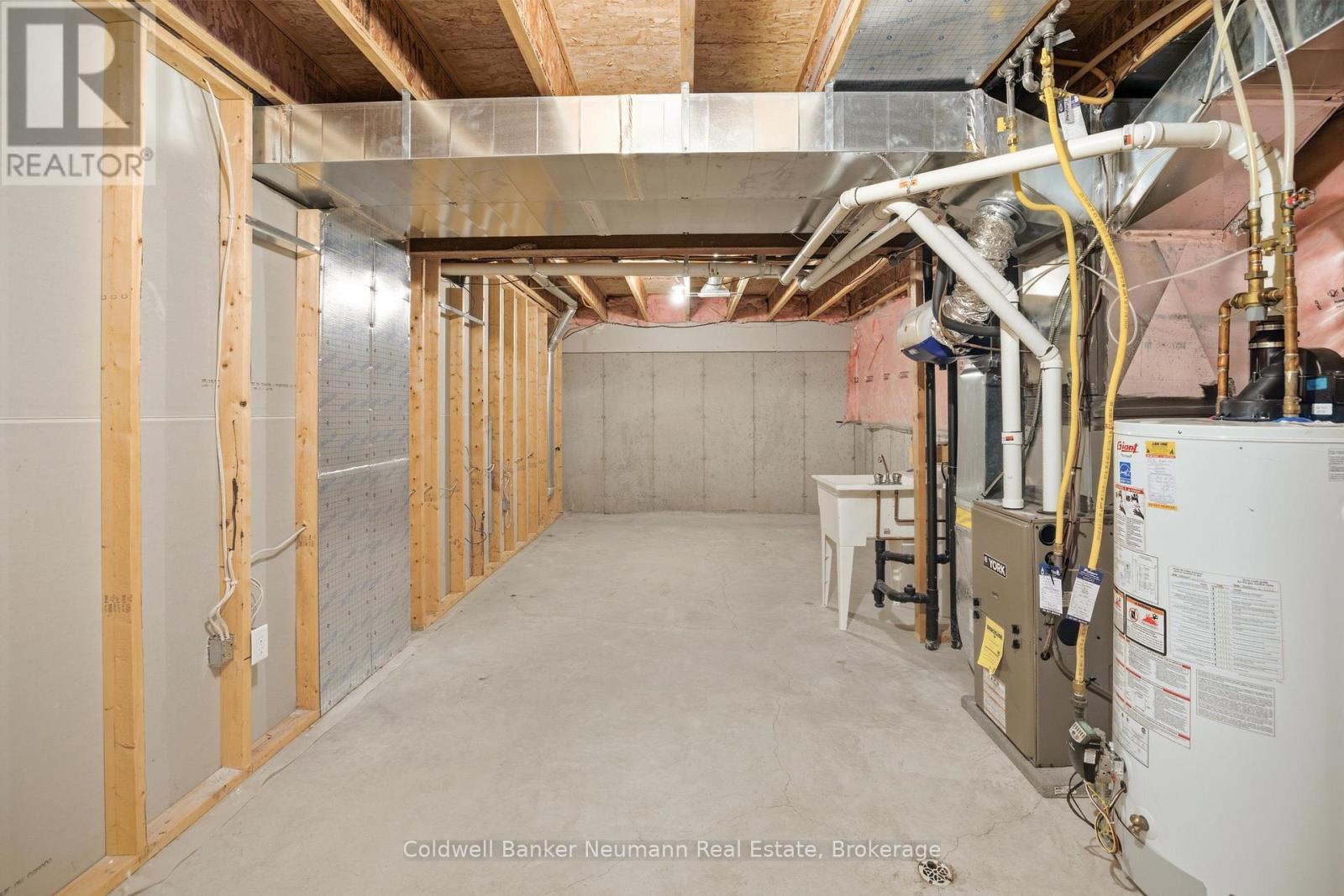 Unfinished Area - Basement - 21 - 50 Bryan Court, Kitchener, ON - Indoor Photo Showing Basement