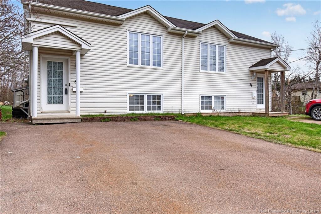 86 Lorette St, Dieppe, NB