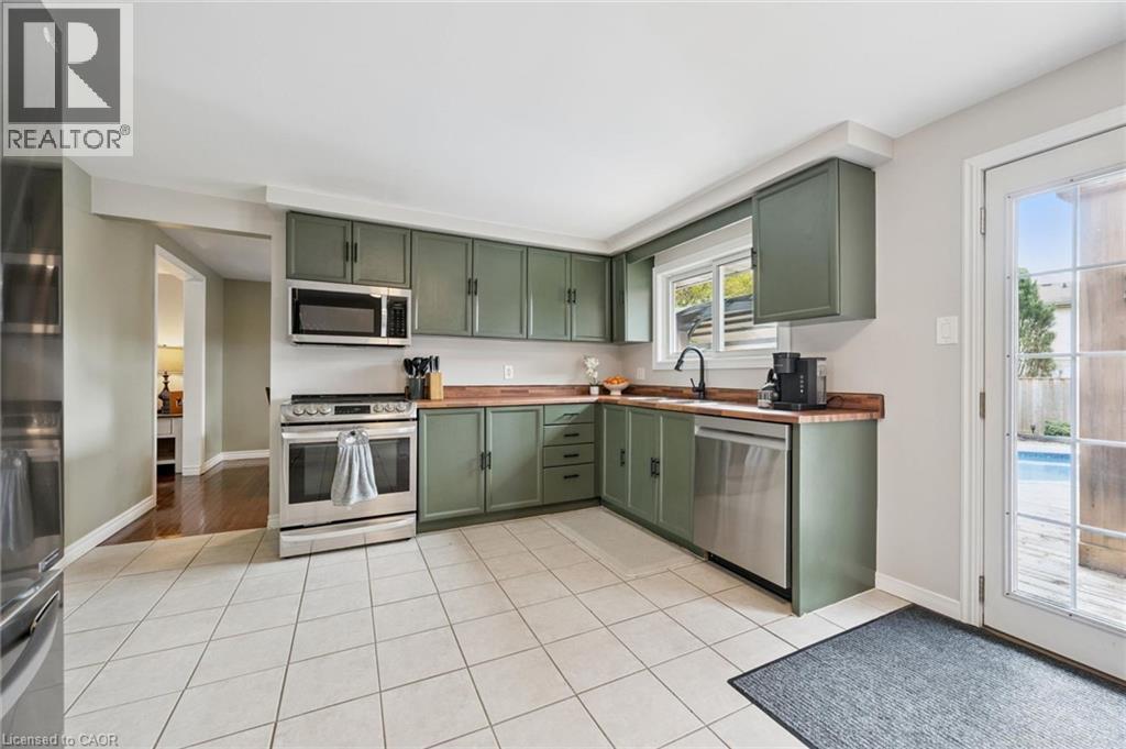 625 Pine Island Crescent, Waterloo, ON