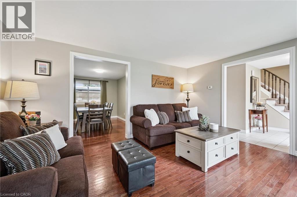 625 Pine Island Crescent, Waterloo, ON