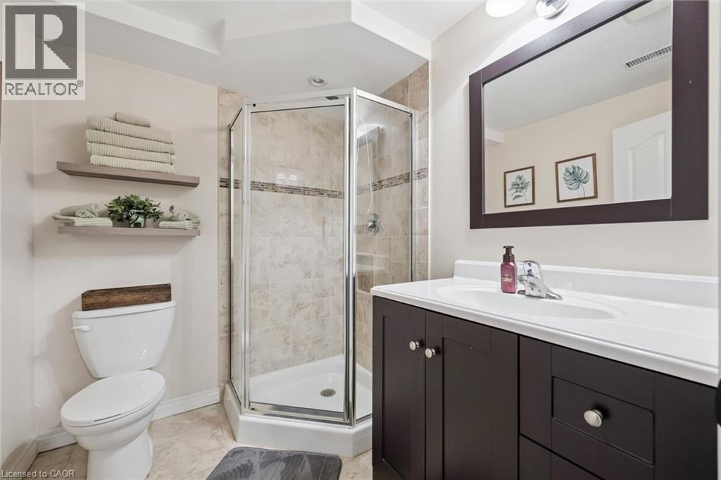 625 Pine Island Crescent, Waterloo, ON