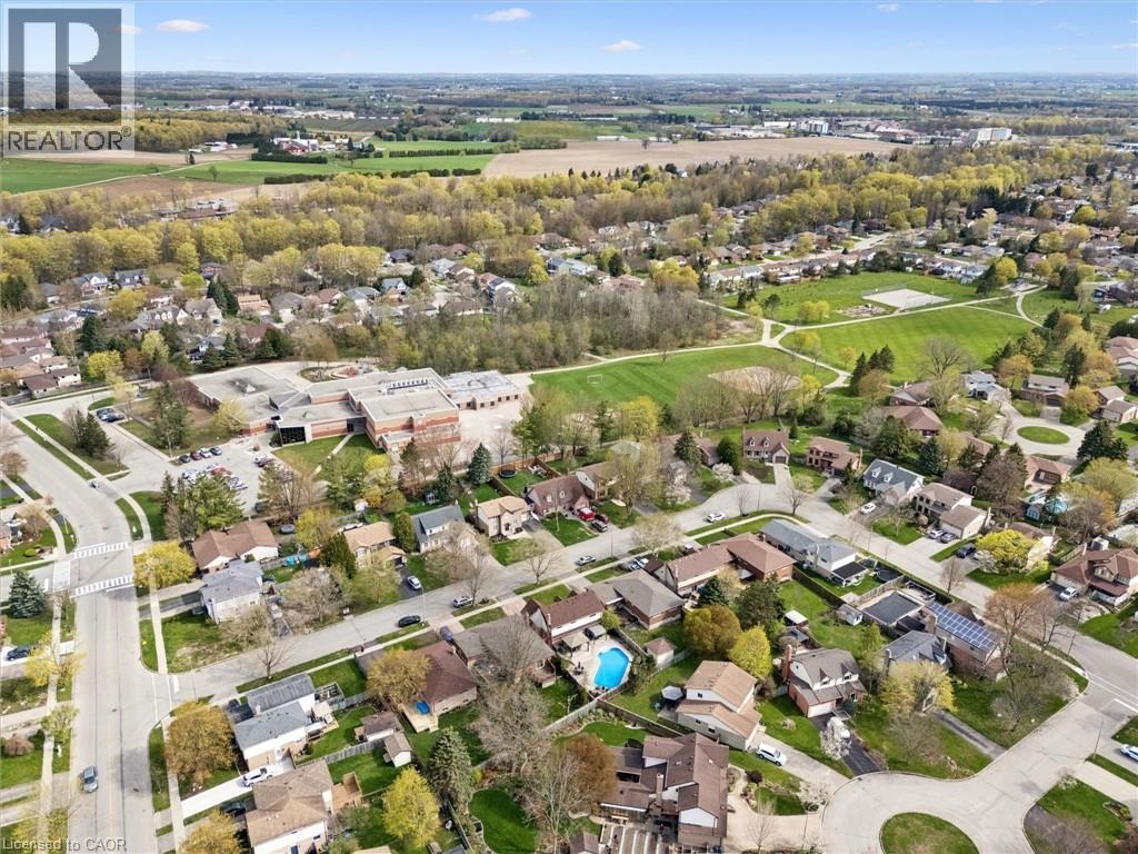 625 Pine Island Crescent, Waterloo, ON