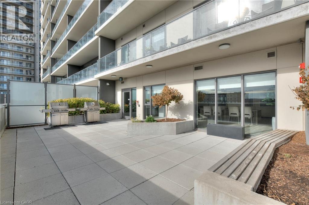 Shared patio / terrace with area for grilling - 50 Grand Avenue S Unit# 602, Cambridge, ON - Outdoor