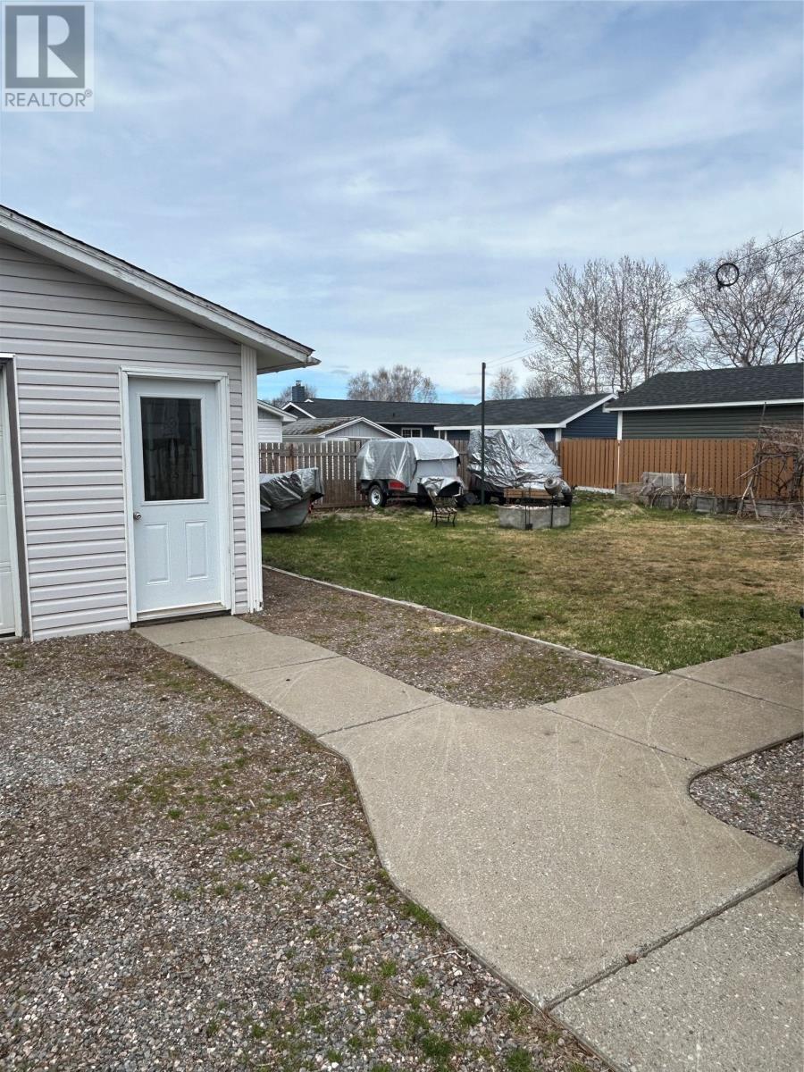 13 Birchview Drive, Pasadena, NL - Outdoor