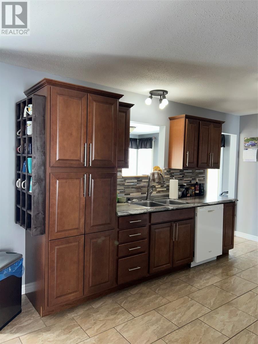 13 Birchview Drive, Pasadena, NL - Indoor Photo Showing Kitchen With Double Sink