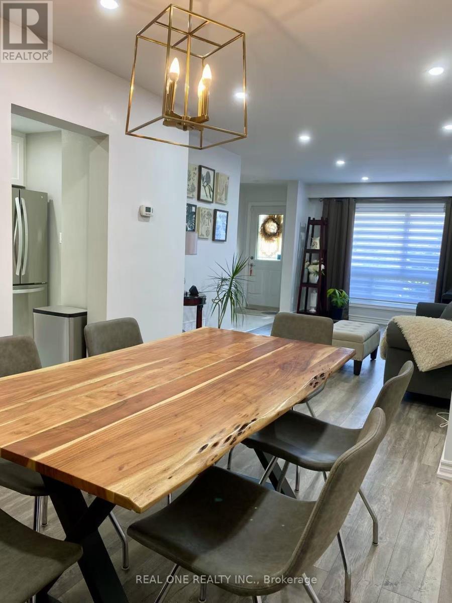 3578 Queenston Drive, Mississauga, ON - Indoor Photo Showing Dining Room