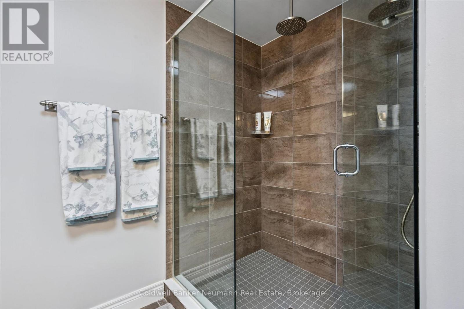29 - 254 Gosling Gardens, Guelph (Clairfields/Hanlon Business Park), ON - Indoor Photo Showing Bathroom