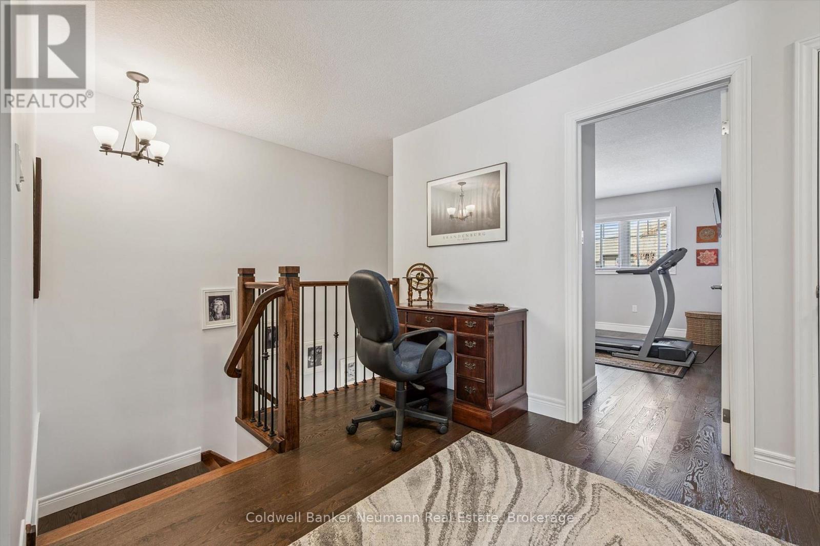 29 - 254 Gosling Gardens, Guelph (Clairfields/Hanlon Business Park), ON - Indoor