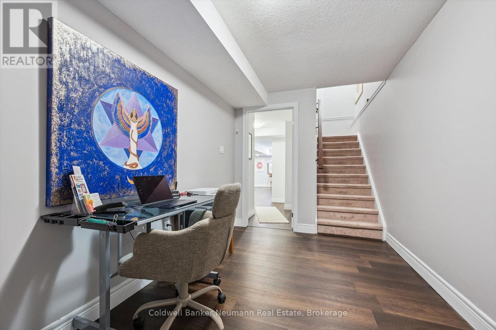 29 - 254 Gosling Gardens, Guelph (Clairfields/Hanlon Business Park), ON - Indoor Photo Showing Office