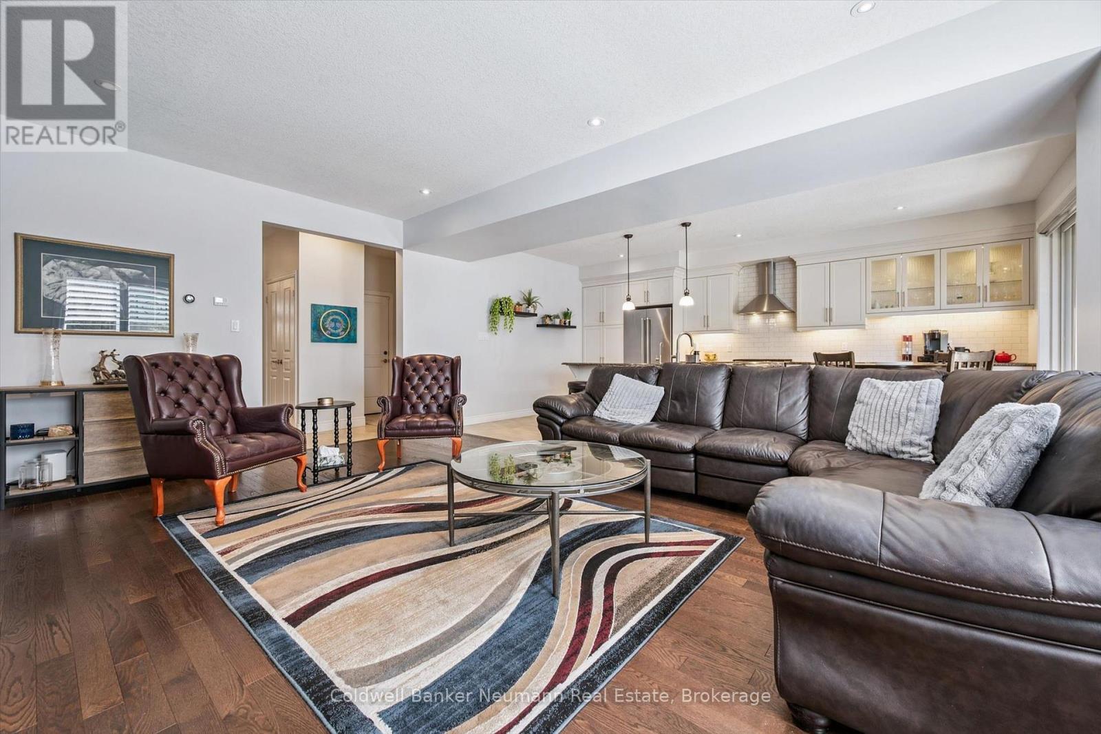 29 - 254 Gosling Gardens, Guelph (Clairfields/Hanlon Business Park), ON - Indoor Photo Showing Living Room