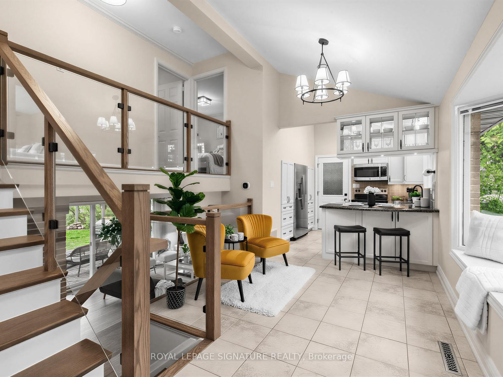 81 Cottonwood Drive, Toronto, ON - Indoor Photo Showing Other Room