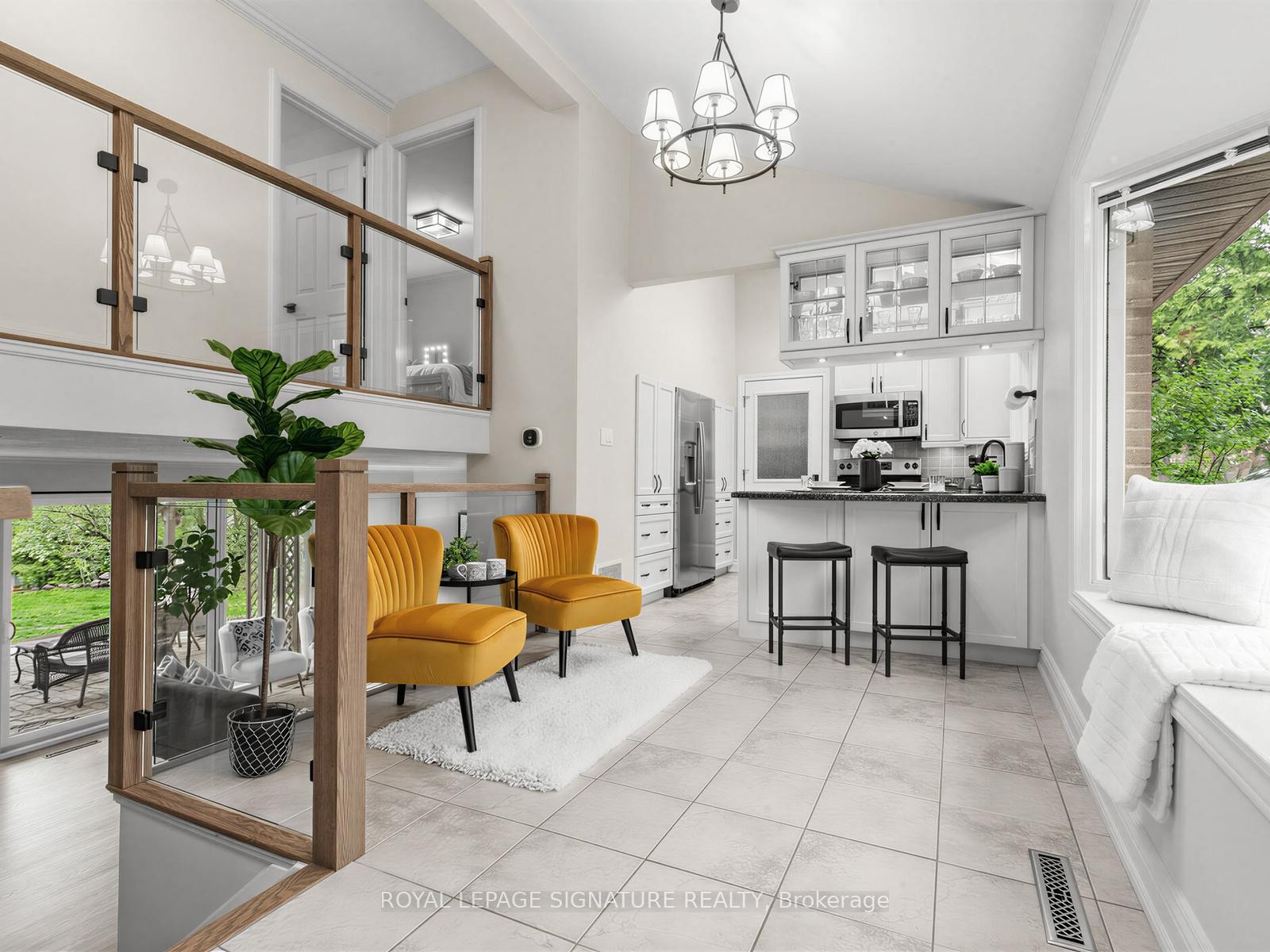 81 Cottonwood Drive, Toronto, ON - Indoor Photo Showing Other Room