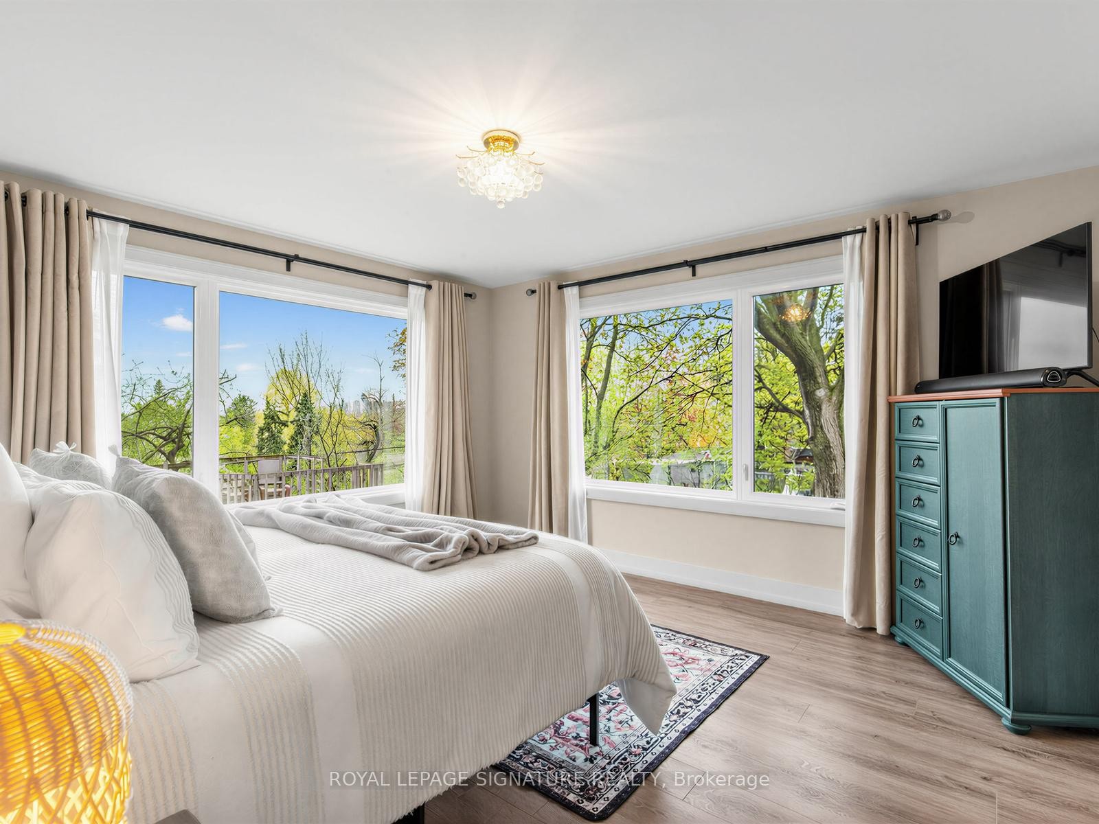 81 Cottonwood Drive, Toronto, ON - Indoor Photo Showing Bedroom
