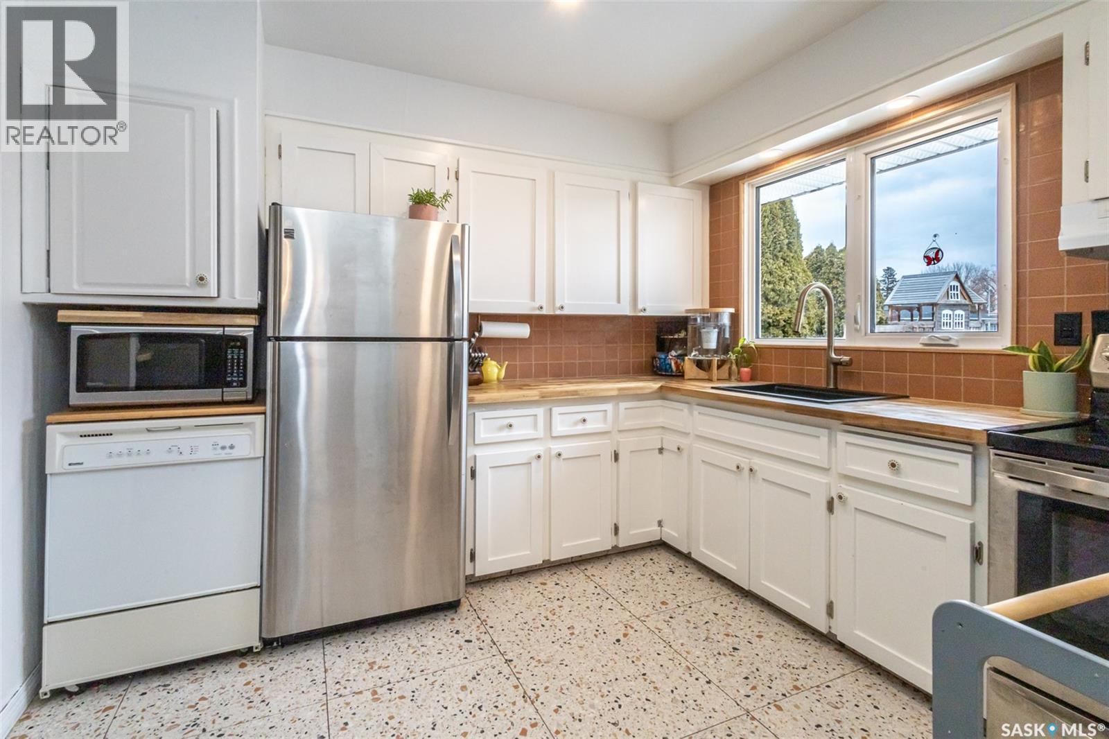 38 Morris Drive, Saskatoon, SK