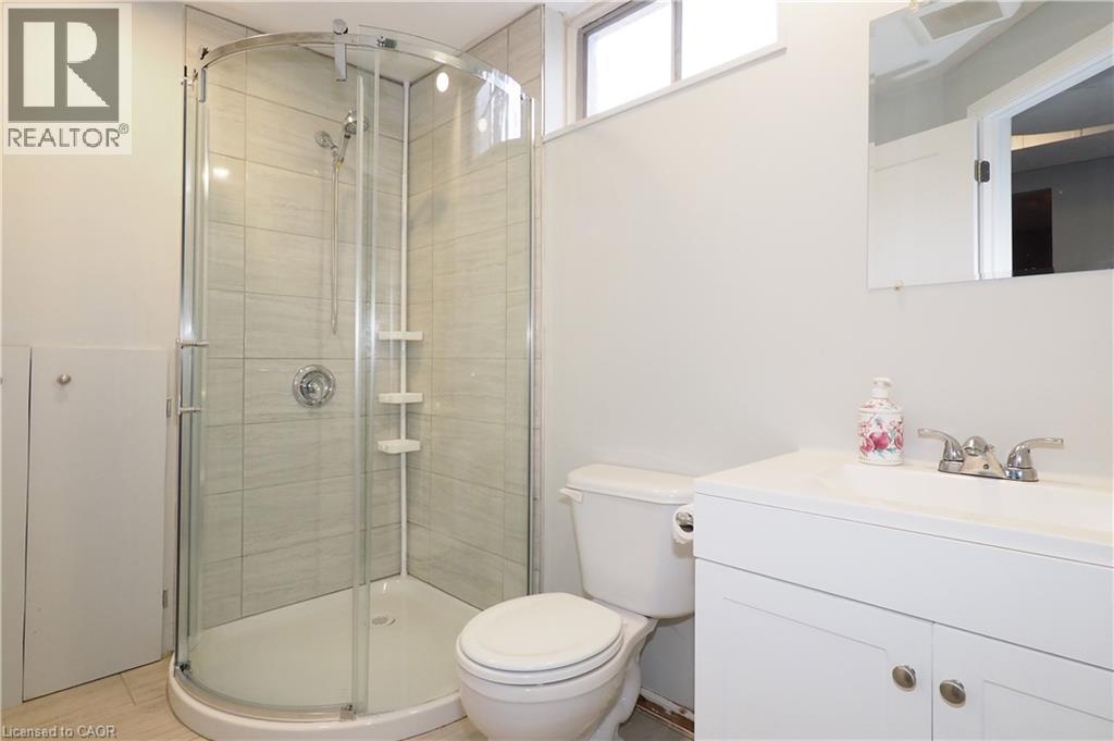 3-piece basement bathroom - 76 Cloverdale Crescent, Kitchener, ON - Indoor Photo Showing Bathroom