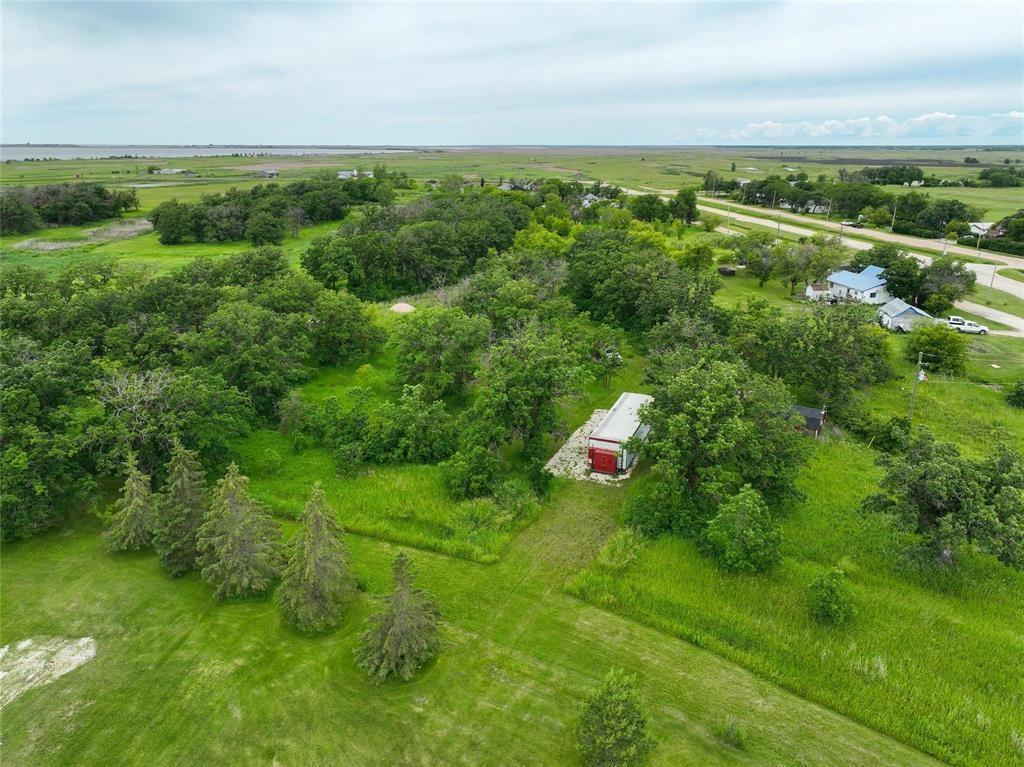 2 Oak Avenue, Oak Point, MB