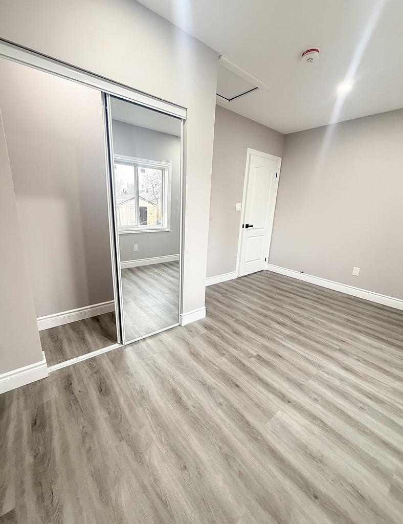 310 Dewe Avenue, Thunder Bay, ON - Indoor Photo Showing Other Room