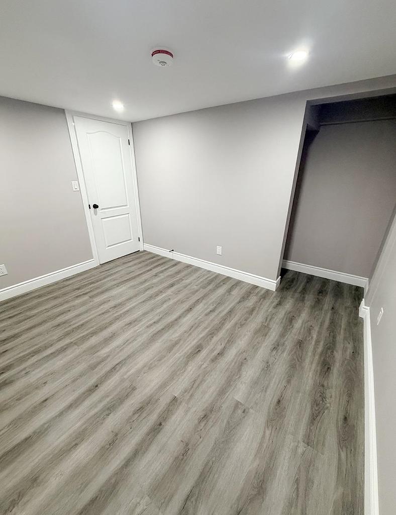 310 Dewe Avenue, Thunder Bay, ON - Indoor Photo Showing Other Room