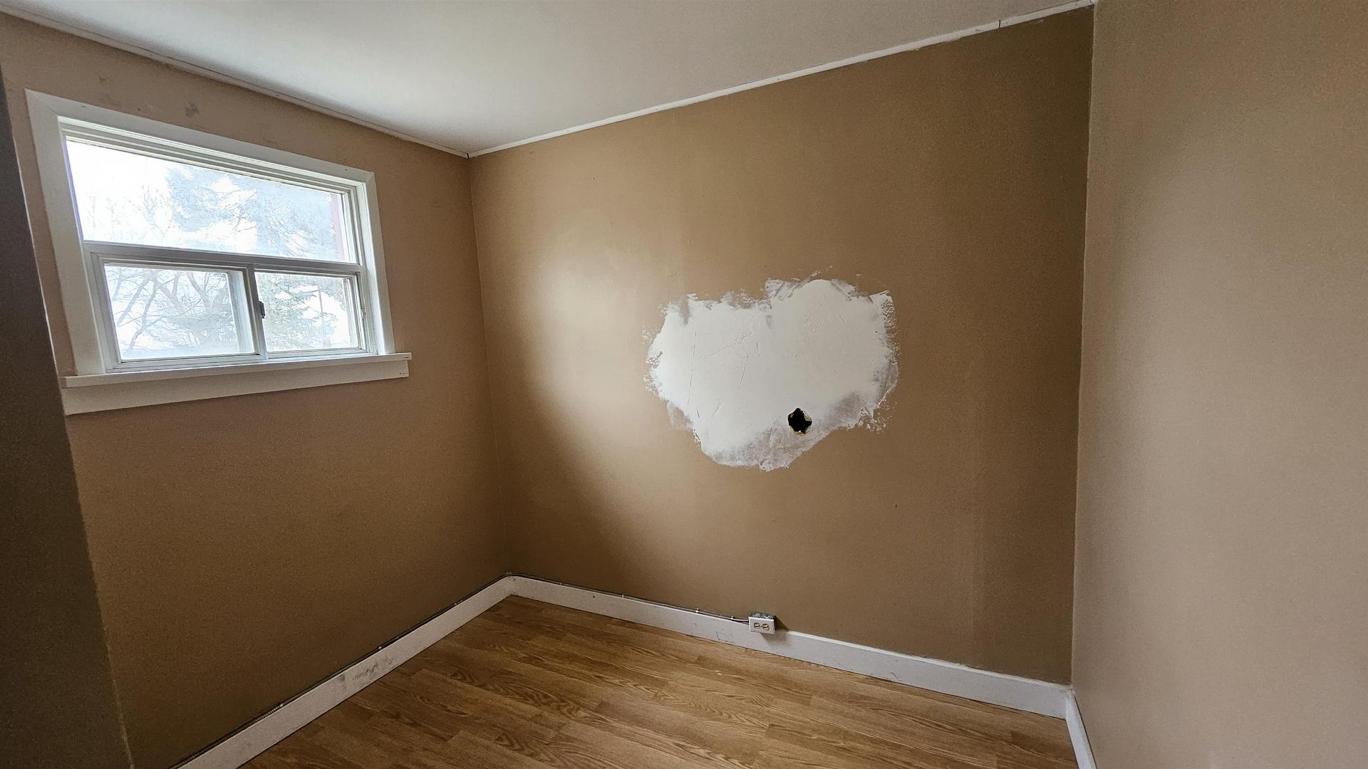 345 Ray Boulevard, Thunder Bay, ON - Indoor Photo Showing Other Room