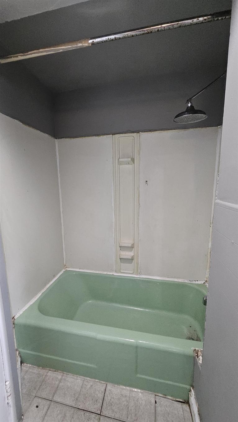 345 Ray Boulevard, Thunder Bay, ON - Indoor Photo Showing Other Room