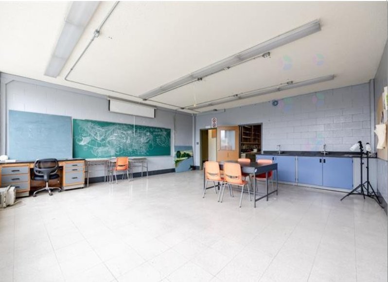 Bureau - 690 Boul. Crémazie E., Montréal (Villeray/Saint-Michel/Parc-Extension), QC - Indoor