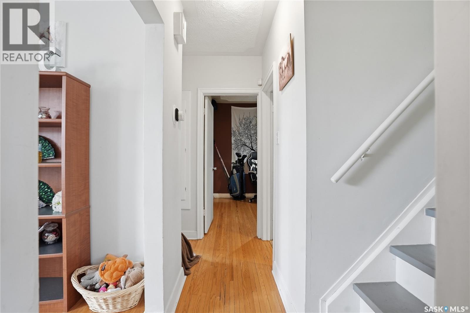 1011 1St Street E, Saskatoon, SK - Indoor Photo Showing Other Room