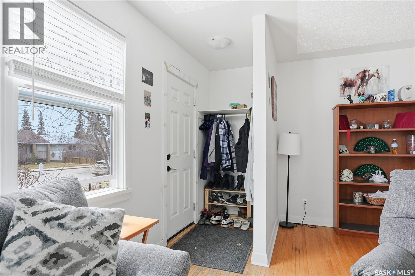 1011 1St Street E, Saskatoon, SK - Indoor