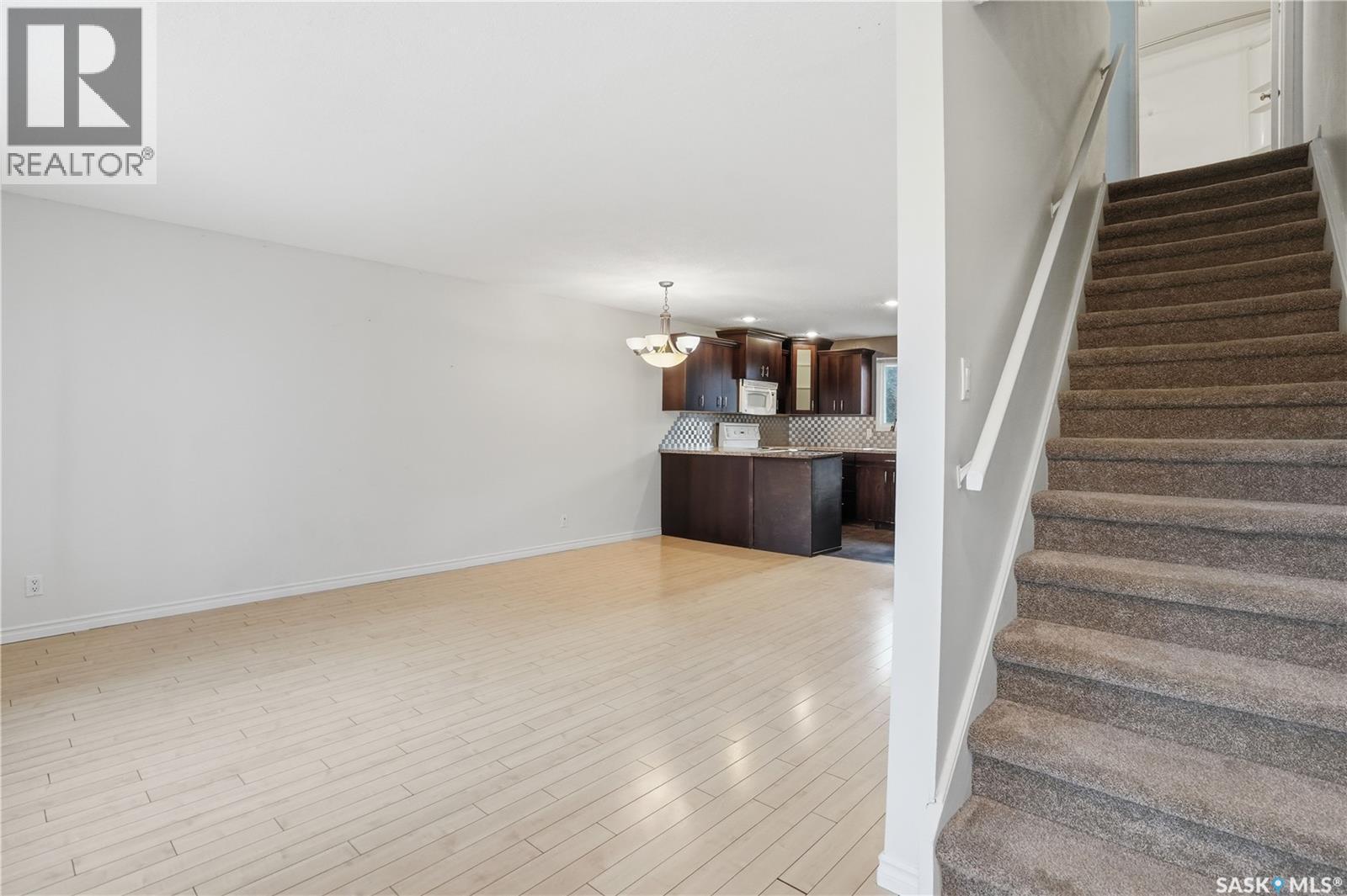 15 Killarney Way, Regina, SK - Indoor Photo Showing Other Room
