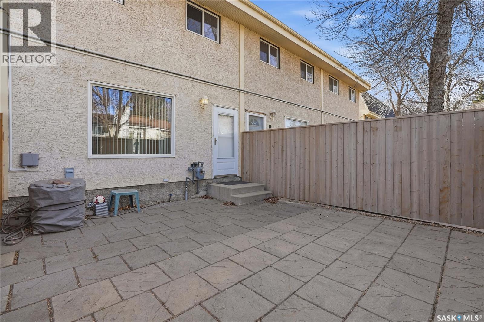 15 Killarney Way, Regina, SK - Outdoor With Exterior