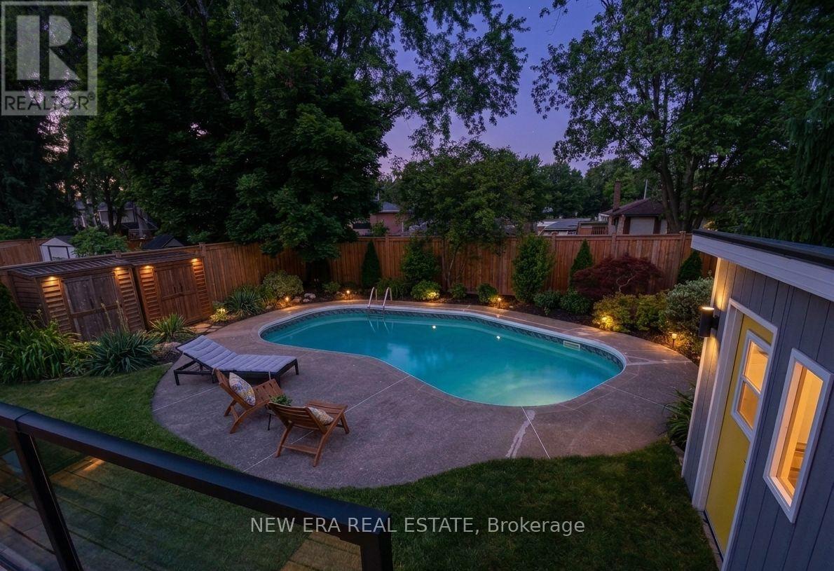 2611 Truscott Drive, Mississauga, ON - Outdoor With In Ground Pool With Backyard