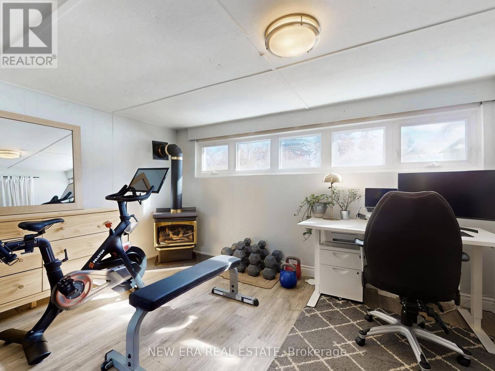 2611 Truscott Drive, Mississauga, ON - Indoor Photo Showing Gym Room