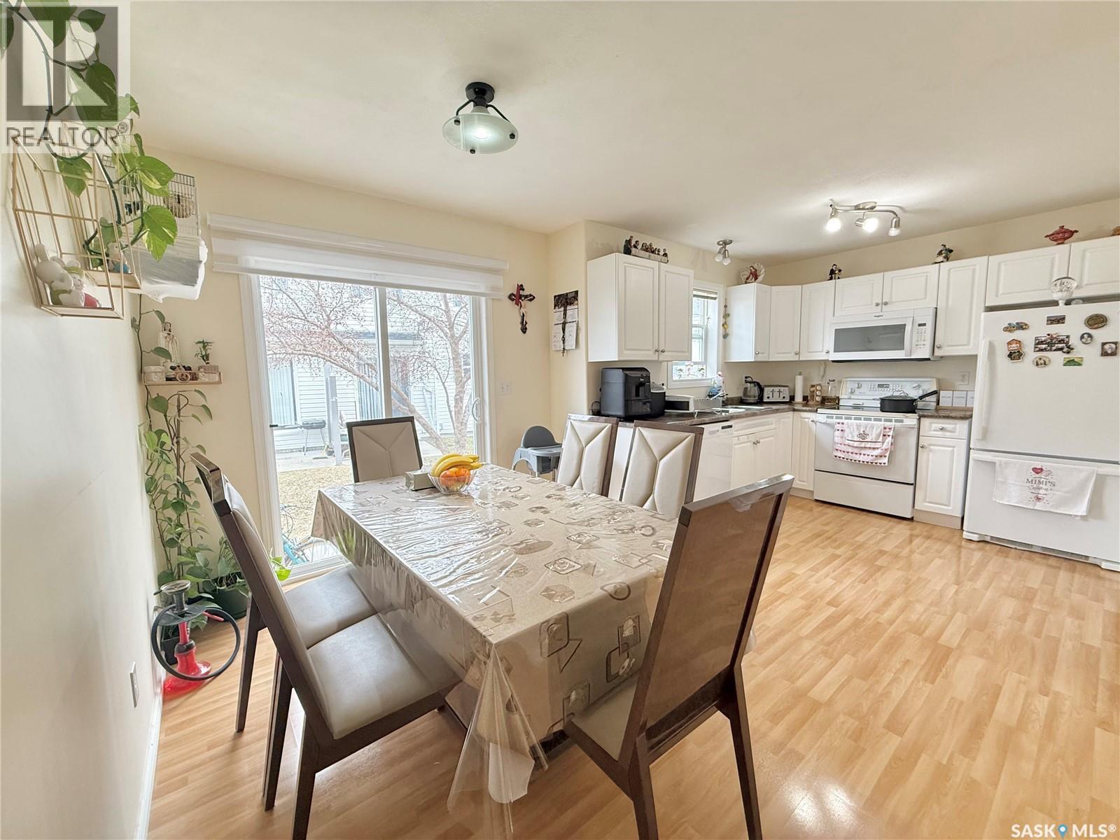 127 203 Herold Terrace, Saskatoon, SK - Indoor Photo Showing Dining Room