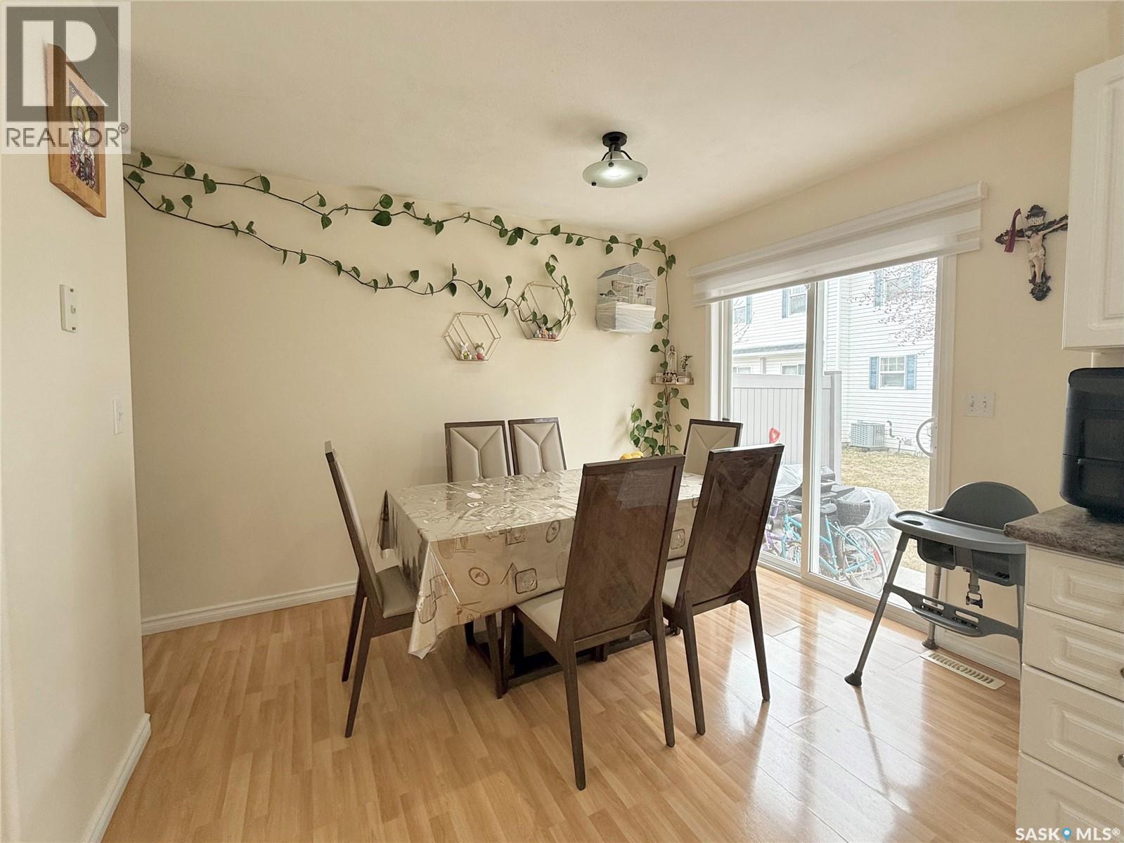 127 203 Herold Terrace, Saskatoon, SK - Indoor Photo Showing Dining Room