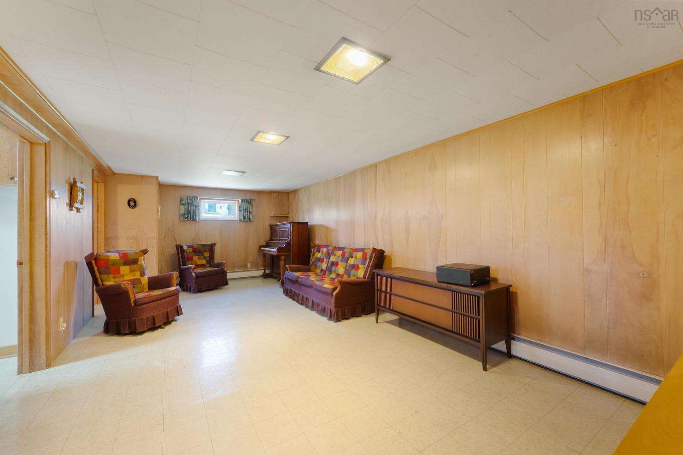 5996 Highway 1, Mavillette, NS