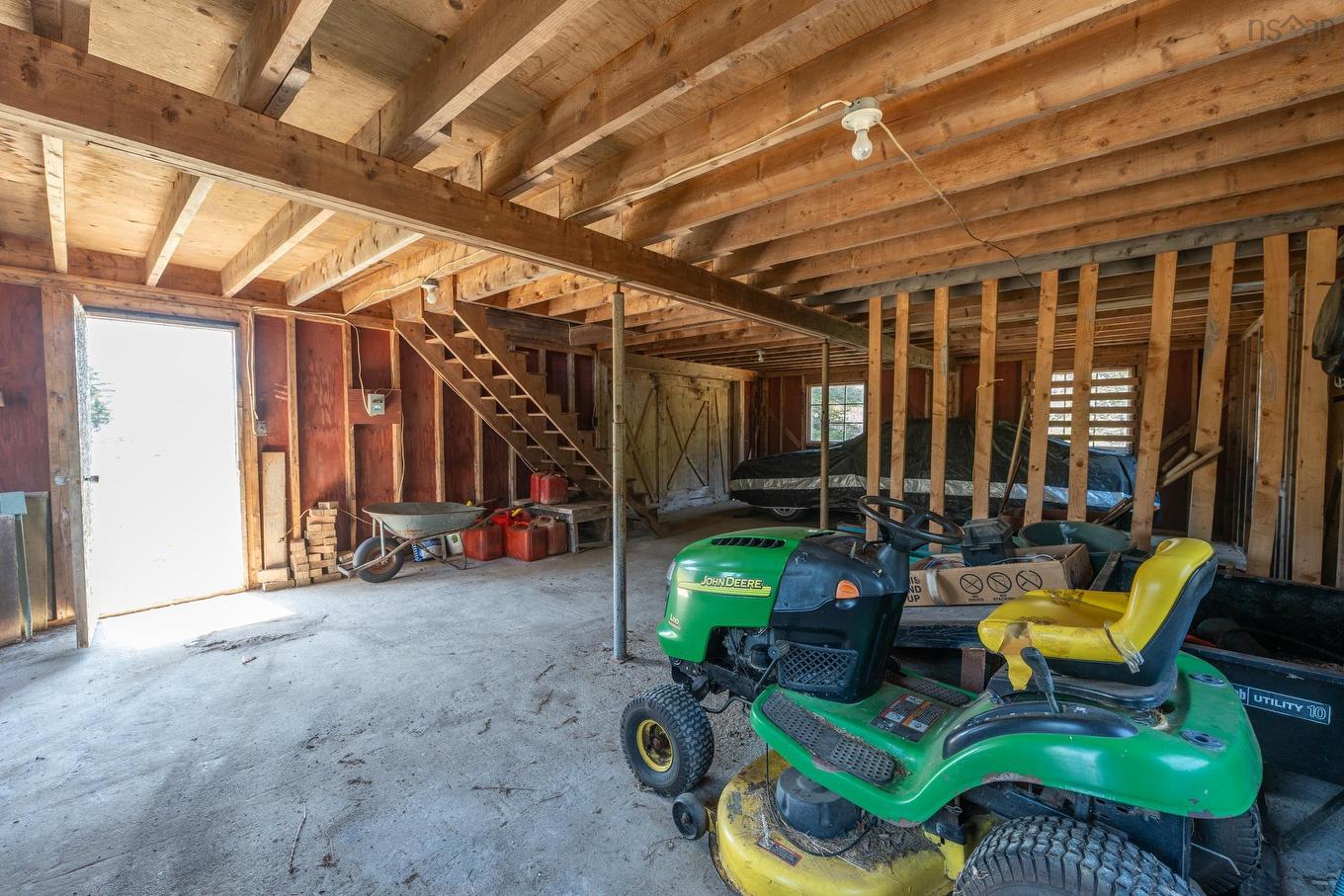 5996 Highway 1, Mavillette, NS