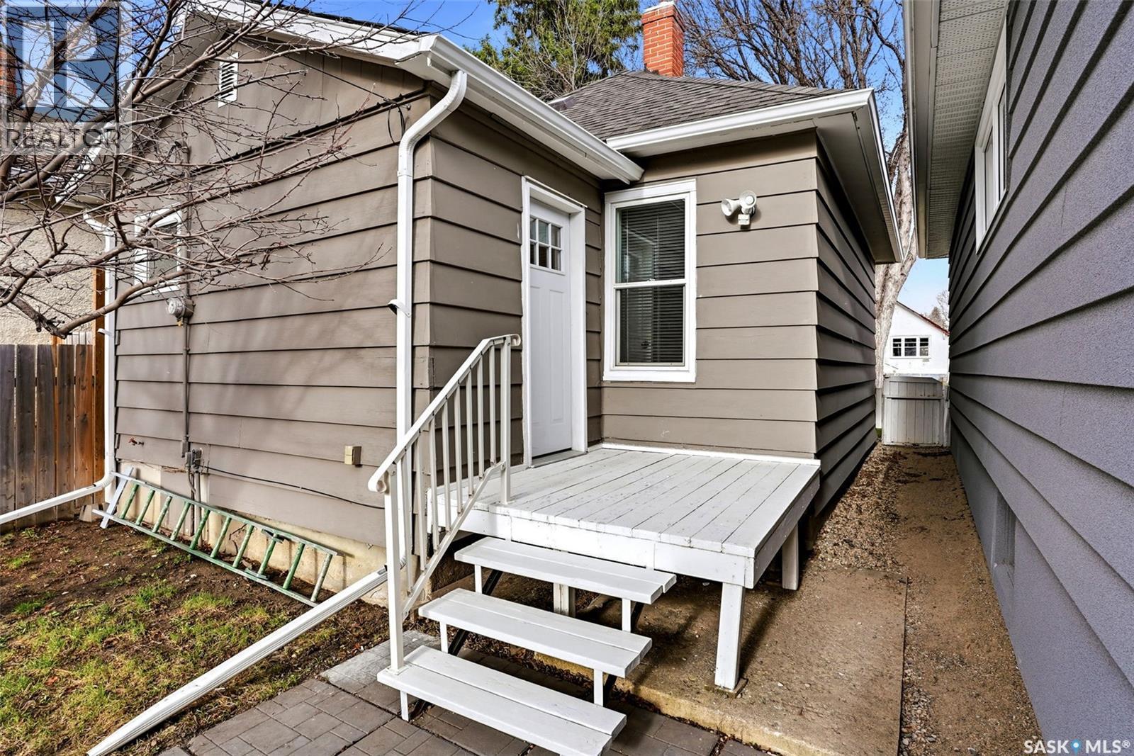 2634 Atkinson Street, Regina, SK - Outdoor With Exterior