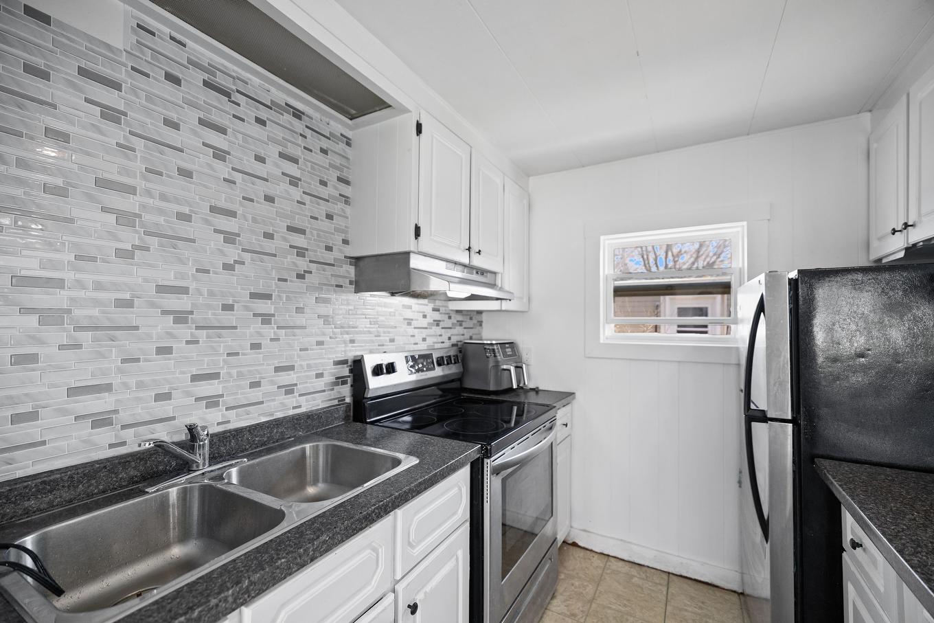 10 Manor Drive, Charlottetown, PE