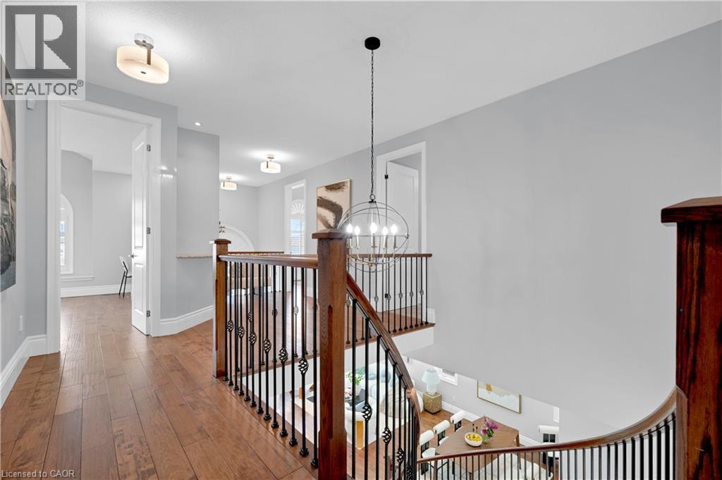 7 Riesling Court, Hamilton, ON - Indoor Photo Showing Other Room
