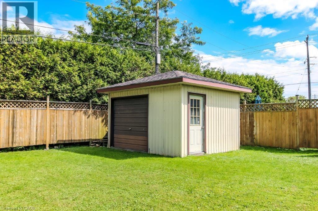 4 Donjon Boulevard, Port Dover, ON - Outdoor