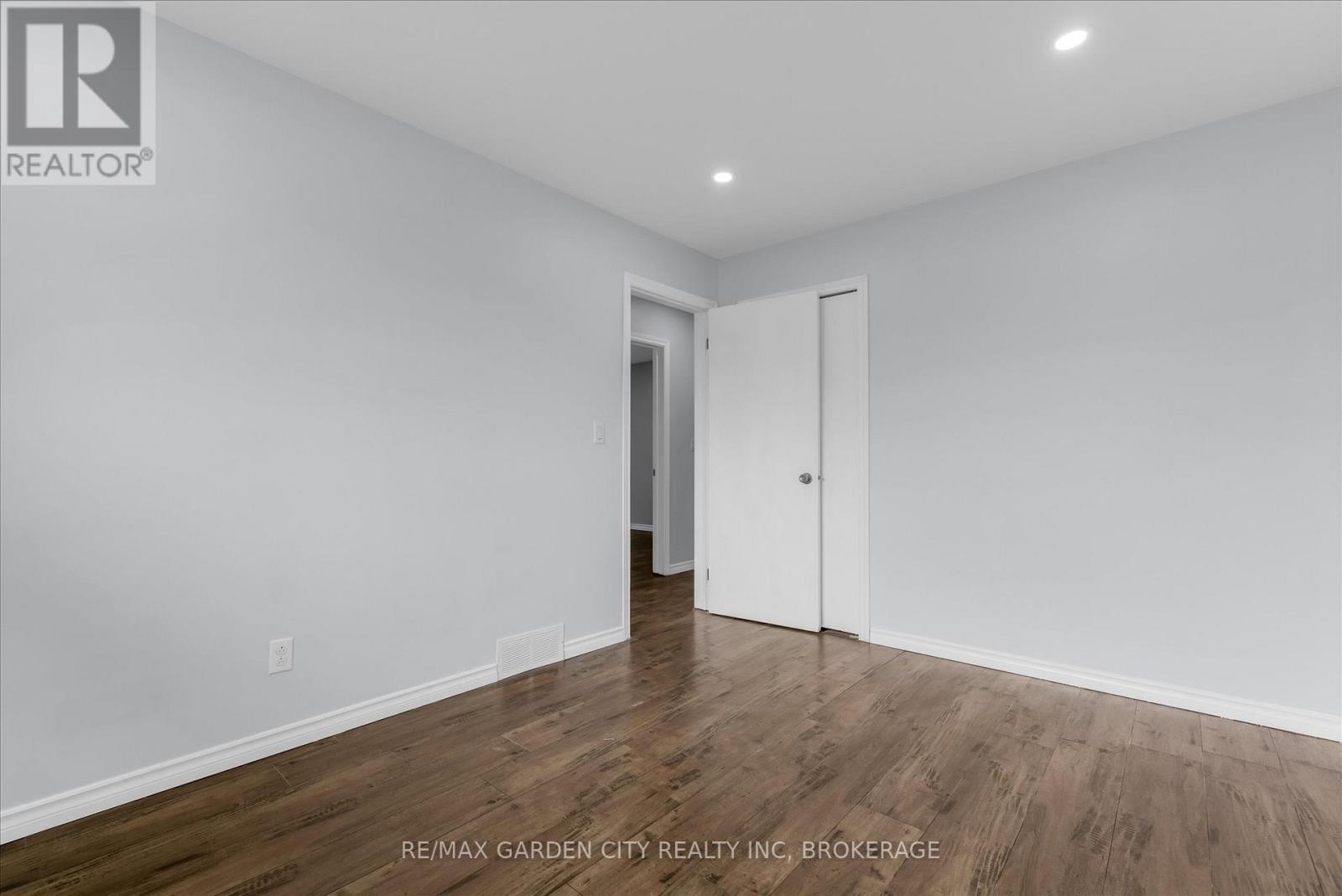 82 Linwell Road, St. Catharines (Lakeport), ON - Indoor Photo Showing Other Room