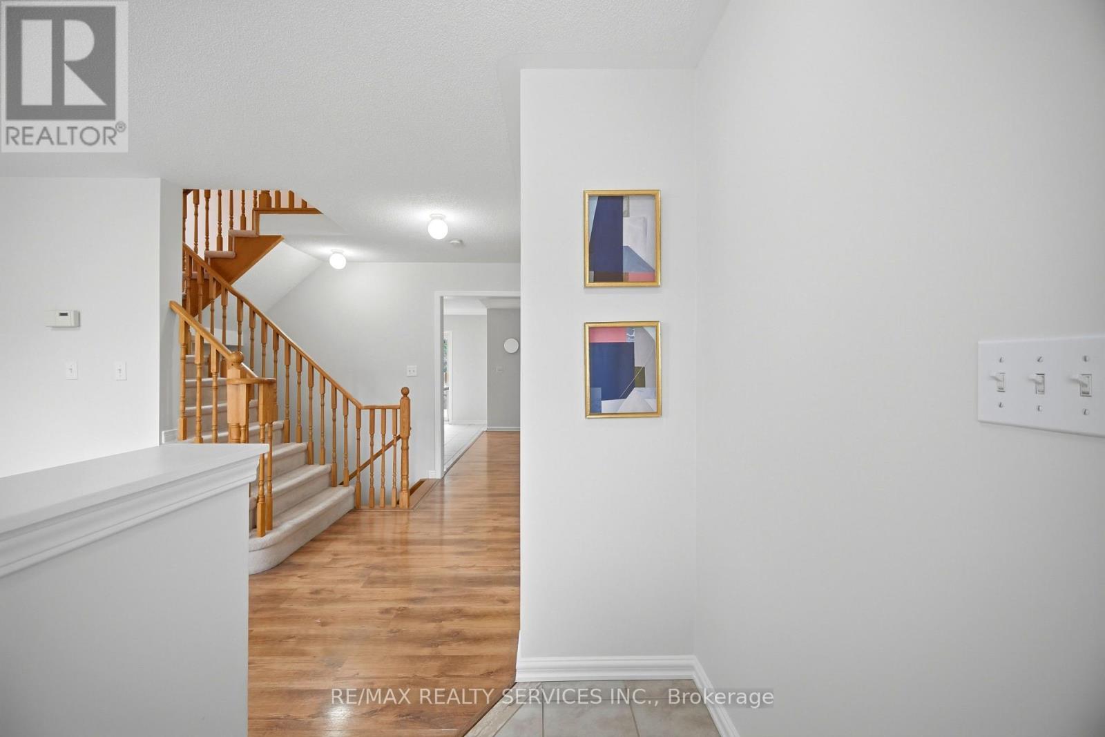 21 Upper Highlands Drive, Brampton, ON - Indoor Photo Showing Other Room