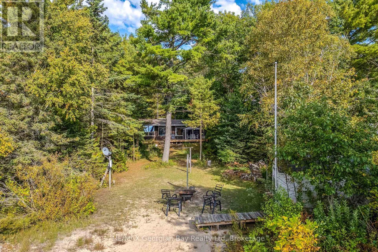 100 Nottawaga Drive, Tiny, ON - Outdoor