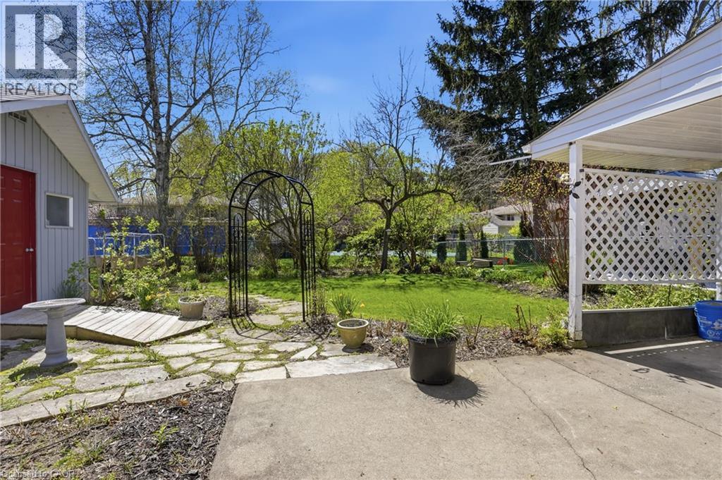 13 Fallingbrook Drive, Fonthill, ON - Outdoor