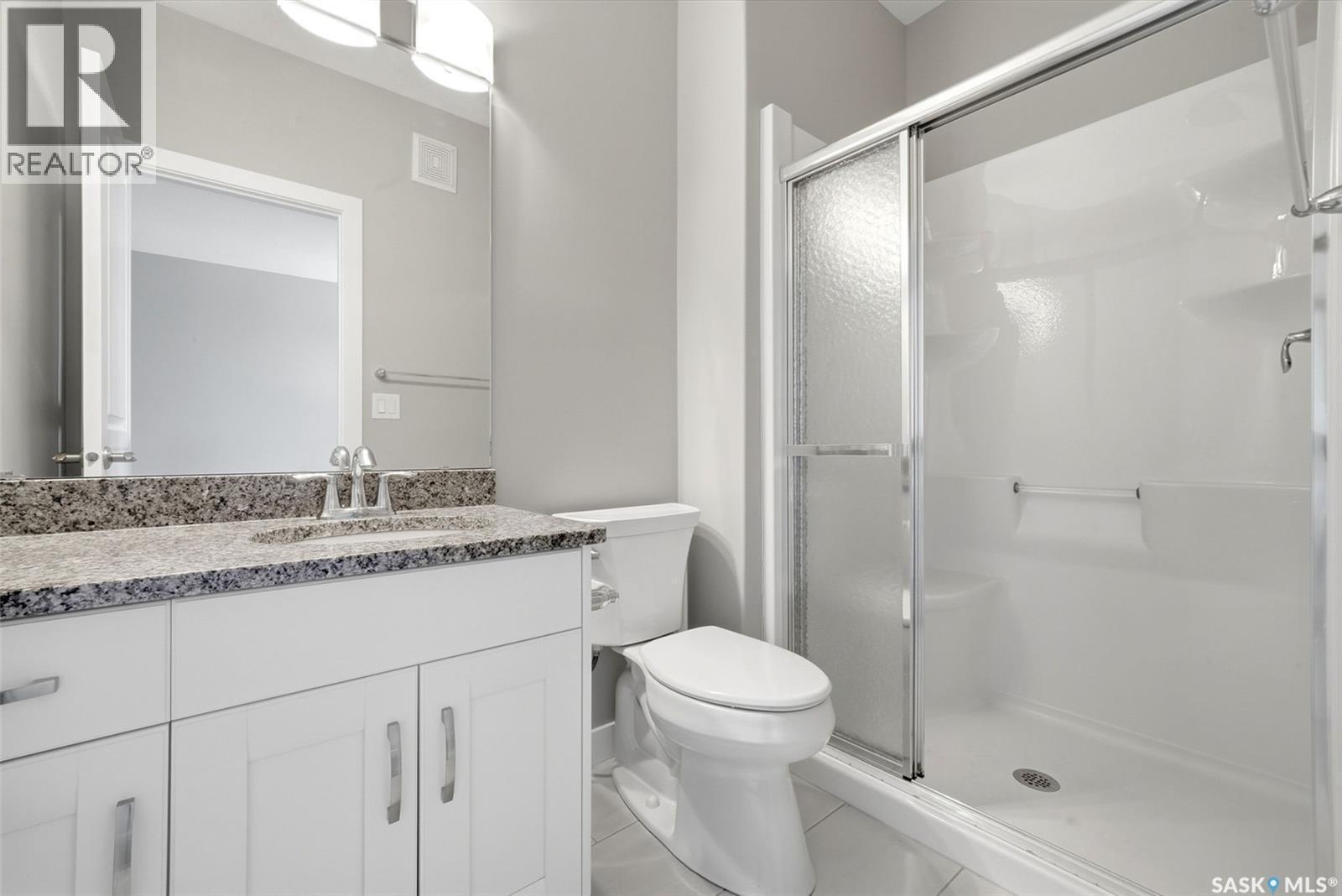 305 1515 Anson Road, Regina, SK - Indoor Photo Showing Bathroom