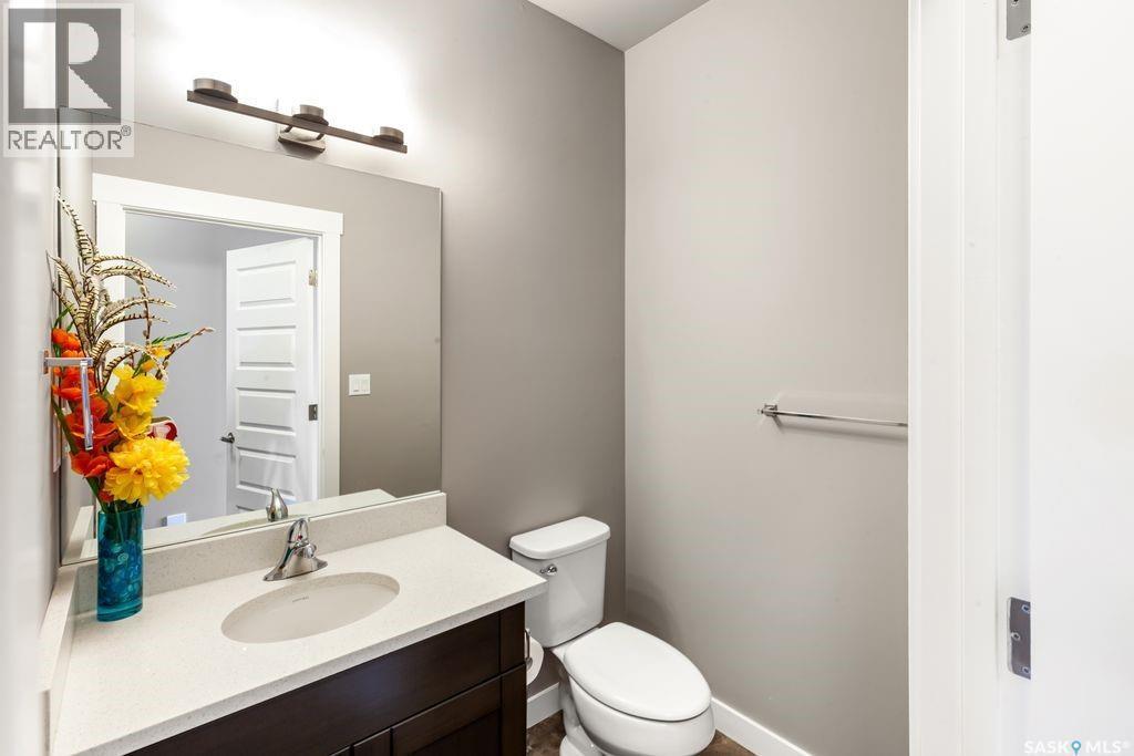 37 510 Kloppenburg Crescent, Saskatoon, SK - Indoor Photo Showing Bathroom