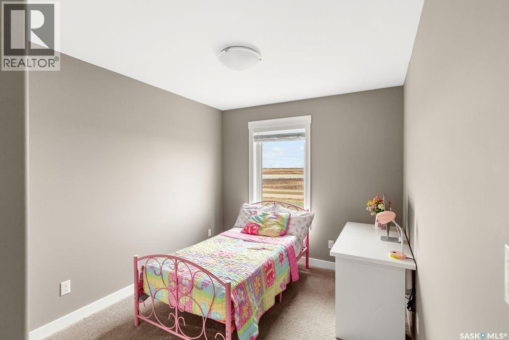 37 510 Kloppenburg Crescent, Saskatoon, SK - Indoor Photo Showing Bedroom