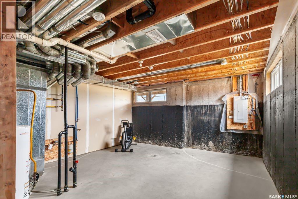 37 510 Kloppenburg Crescent, Saskatoon, SK - Indoor Photo Showing Basement
