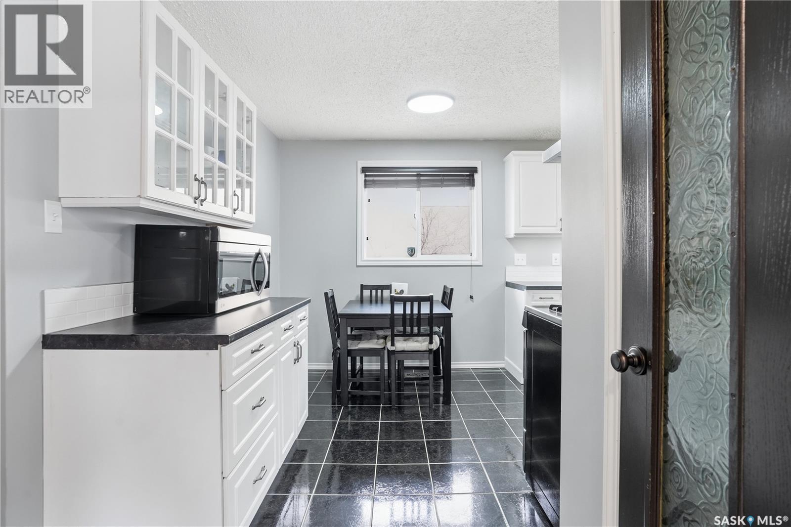 1630 1St Avenue N, Regina, SK - Indoor Photo Showing Other Room